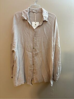 Cobblestone-living Beige Crinkled Button-Up Tunic